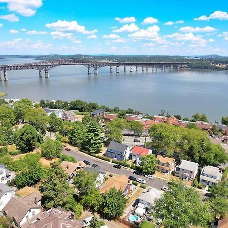 Midcentury Mod Suite, Hudson River/Mt Beacon Views Newburgh Eksteriør billede