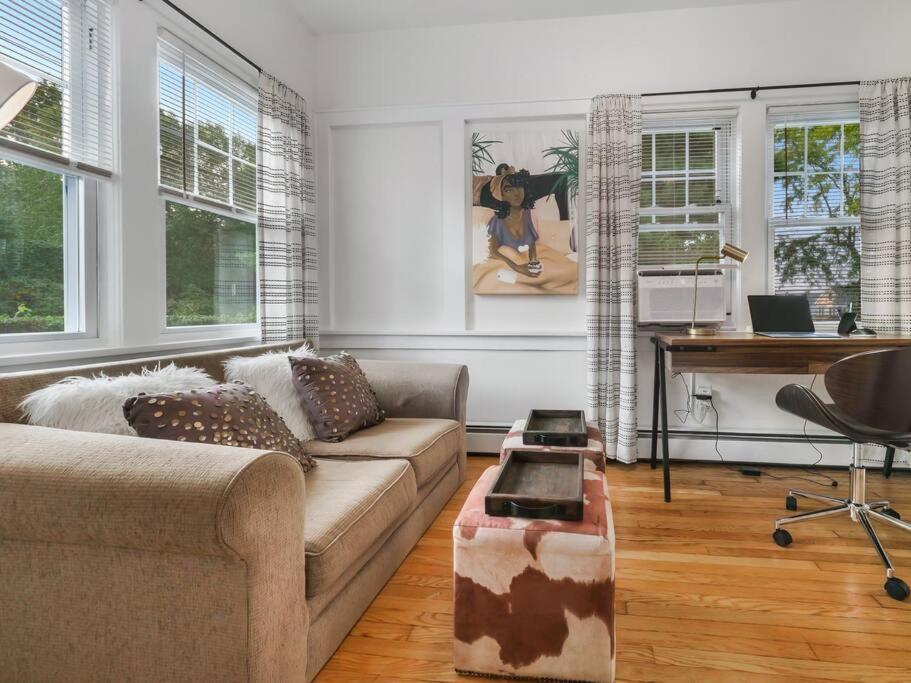 Midcentury Mod Suite, Hudson River/Mt Beacon Views Newburgh Eksteriør billede