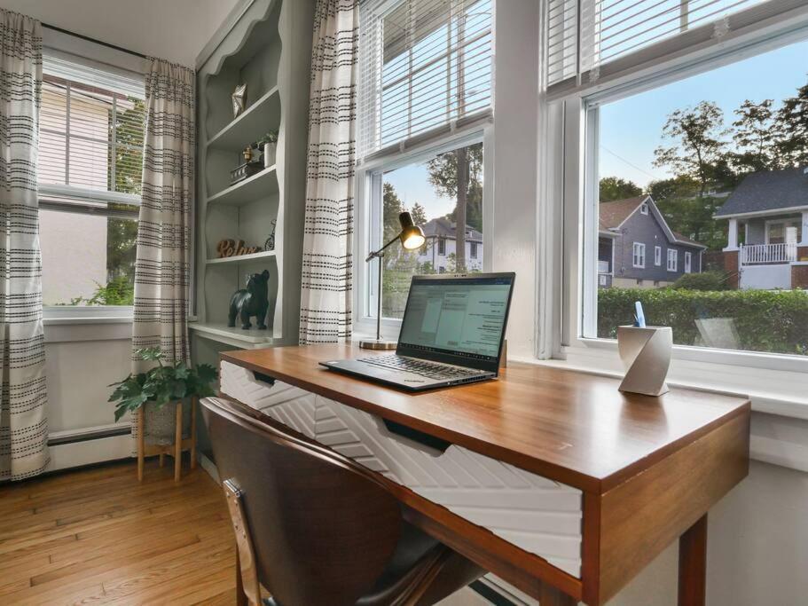 Midcentury Mod Suite, Hudson River/Mt Beacon Views Newburgh Eksteriør billede